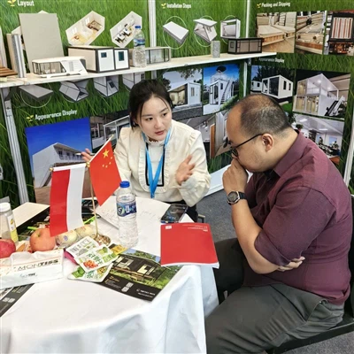 Tianjin Nanxiang beeindruckt auf der Indonesia International Building Materia...